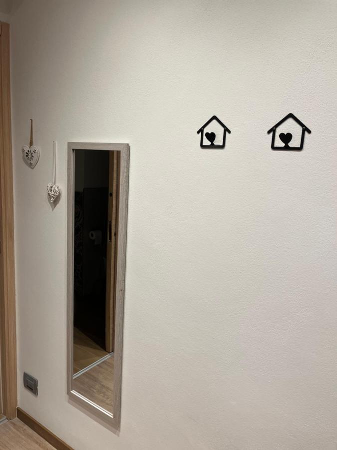 Wowies Room Pettenasco Bagian luar foto