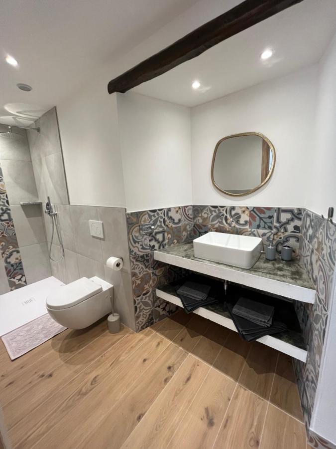 Wowies Room Pettenasco Bagian luar foto