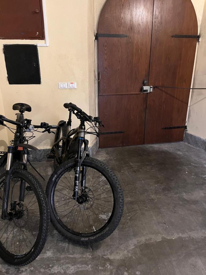 Wowies Room Pettenasco Bagian luar foto